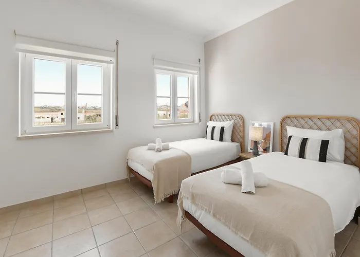 Casa Da Shaka Baleal Villa Ferrel (Leiria)